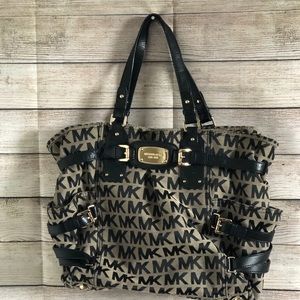 Michael kors purse Black and Tan